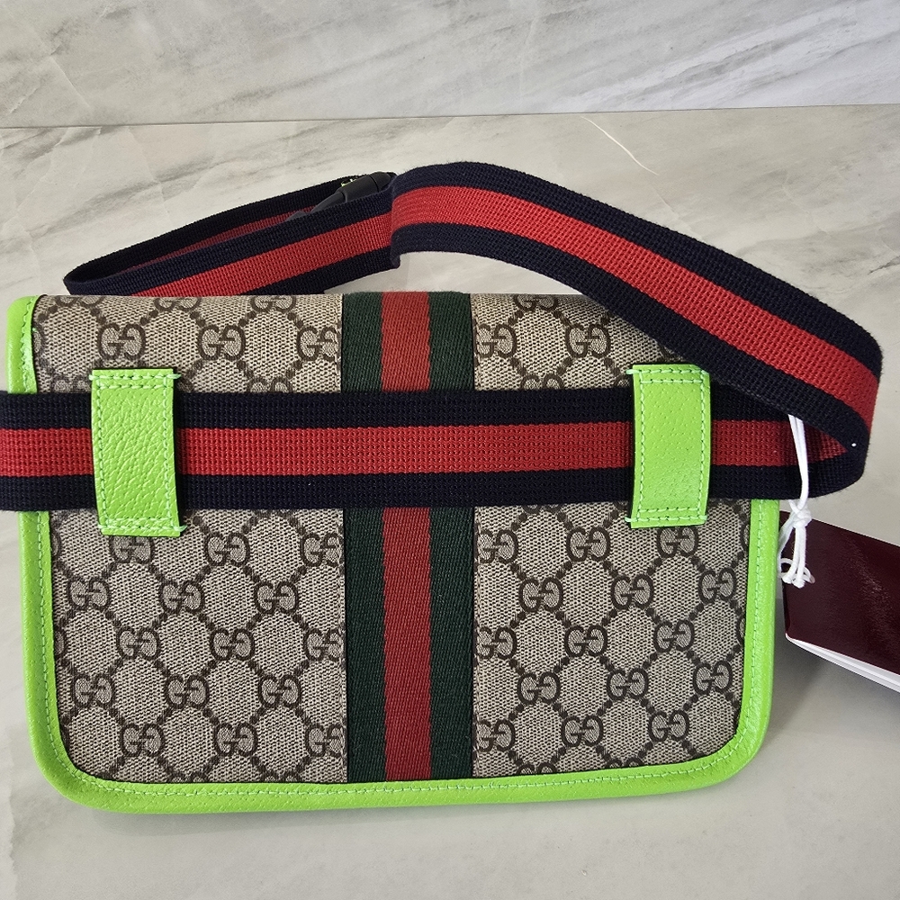 Gucci Crossbody/Belt Bag - Picture 6 of 9